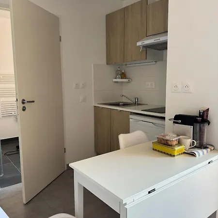 Apartment Cozy Proche Du Centre Terrasse,parking